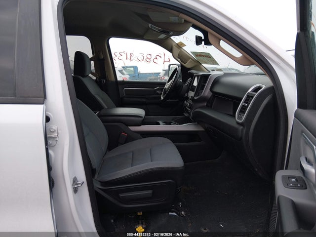 2020 RAM 1500 1C6RRFFG3LN263389 Photo 4