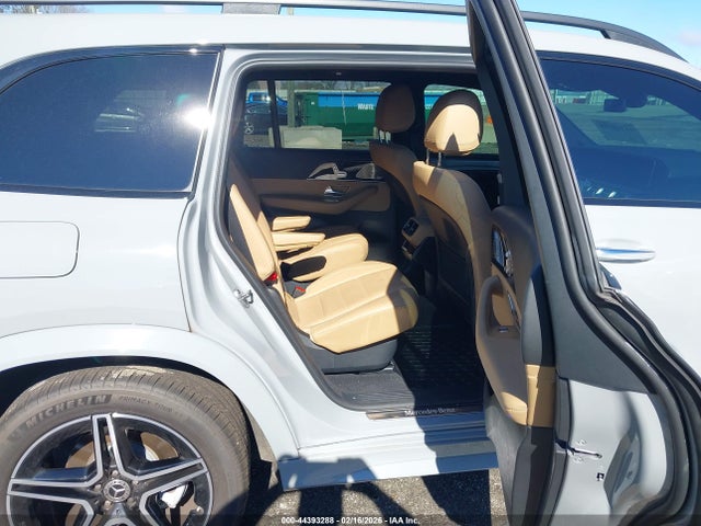 2024 MERCEDES-BENZ GLS 450 4JGFF5KE0RB142943 Photo 7
