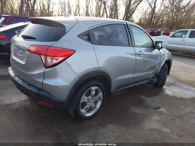 2017 HONDA HR-V 3CZRU6H57HG708374 Photo 3