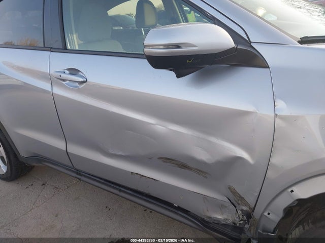 2017 HONDA HR-V 3CZRU6H57HG708374 Photo 5