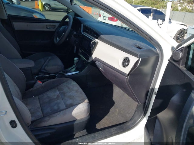 Toyota COROLLA LE 2018 5YFBURHEXJP850839 Image 5