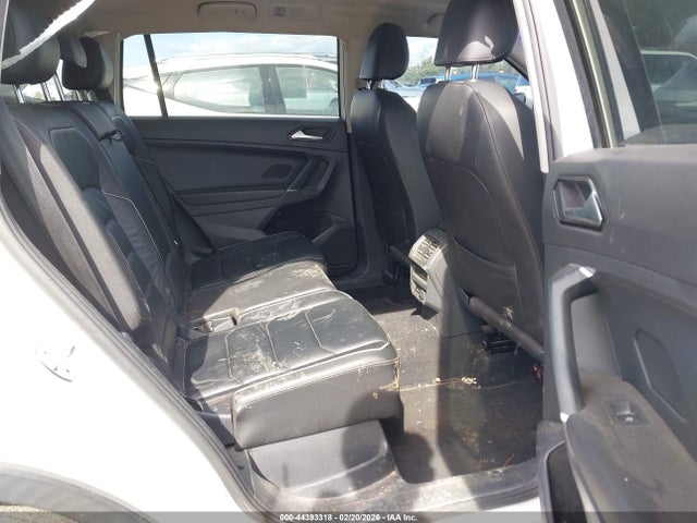 2018 VOLKSWAGEN TIGUAN 3VV4B7AX9JM098638 Photo 7