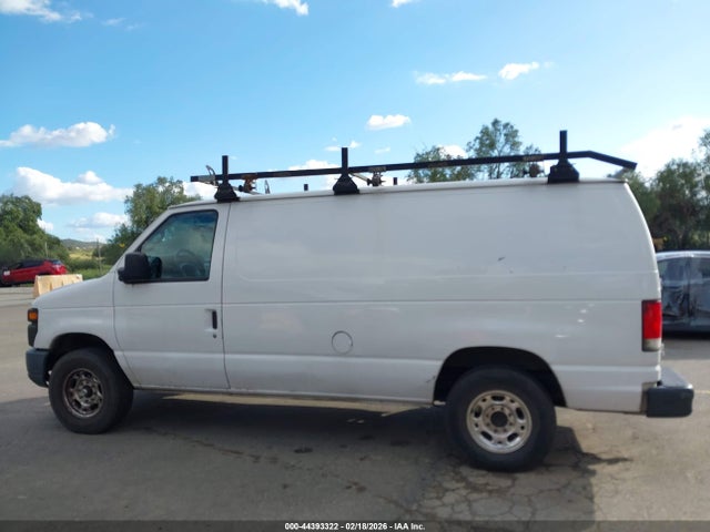 Ford E-250 Commercial 2014 1FTNE2EW8EDA12137 Image 14