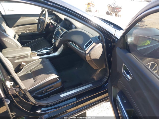 Продажа на аукционе авто 2018 Acura Tlx Tech Pkg, vin: 19UUB2F55JA001815, номер лота: 44393323