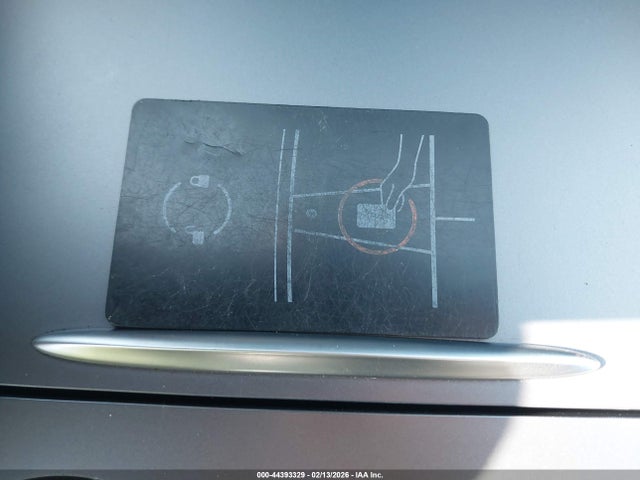 2021 TESLA MODEL Y 5YJYGDEE8MF209021 Photo 10