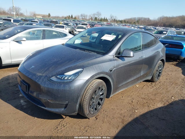 2021 TESLA MODEL Y 5YJYGDEE8MF209021 Photo 1