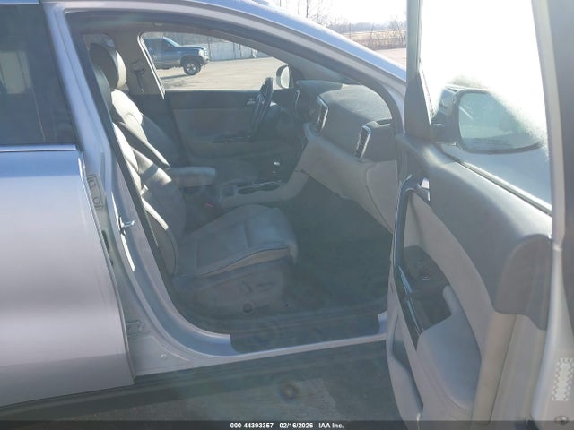 2019 KIA SPORTAGE KNDPN3AC1K7511012 Photo 4