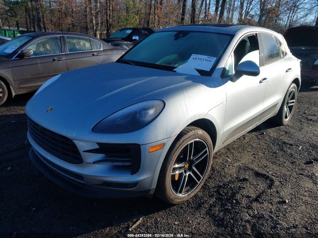 2019 PORSCHE MACAN WP1AA2A51KLB06657 Photo 1