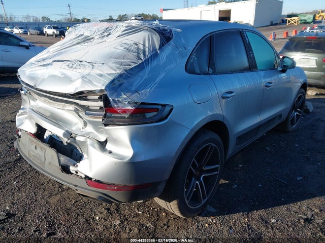 2019 PORSCHE MACAN WP1AA2A51KLB06657 Photo 3