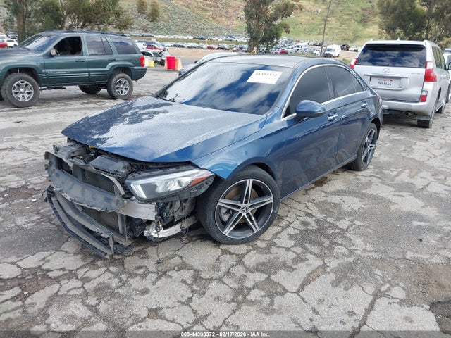 W1K3G4EB8MJ287913 Mercedes-Benz A 220