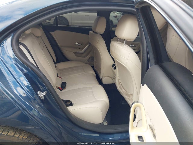 W1K3G4EB8MJ287913 Mercedes-Benz A 220