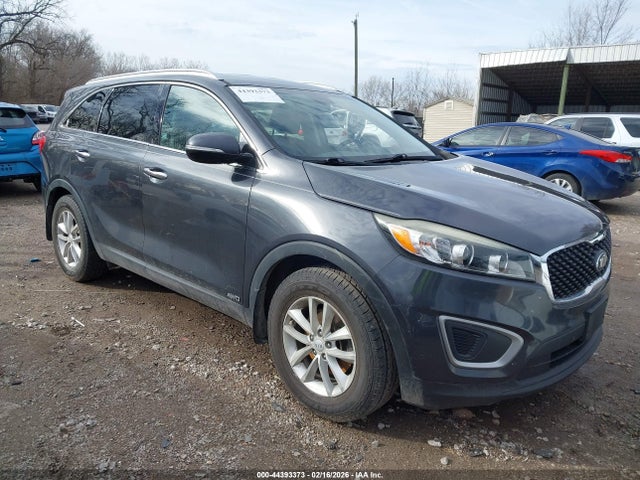 Продажа на аукционе авто 2017 Kia Sorento 2.4l Lx, vin: 5XYPGDA36HG271404, номер лота: 44393373