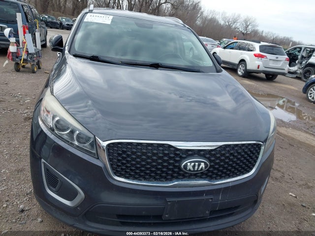 Продажа на аукционе авто 2017 Kia Sorento 2.4l Lx, vin: 5XYPGDA36HG271404, номер лота: 44393373