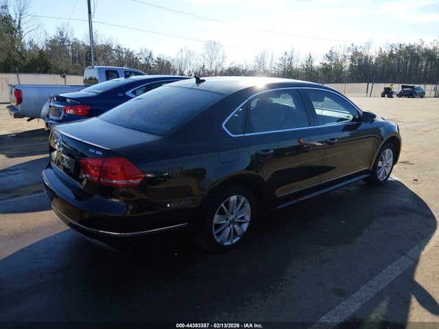 Продаж на аукціоні авто 2014 Volkswagen Passat 2.0l Tdi Sel Premium, vin: 1VWCN7A33EC059157, номер лоту: 44393387