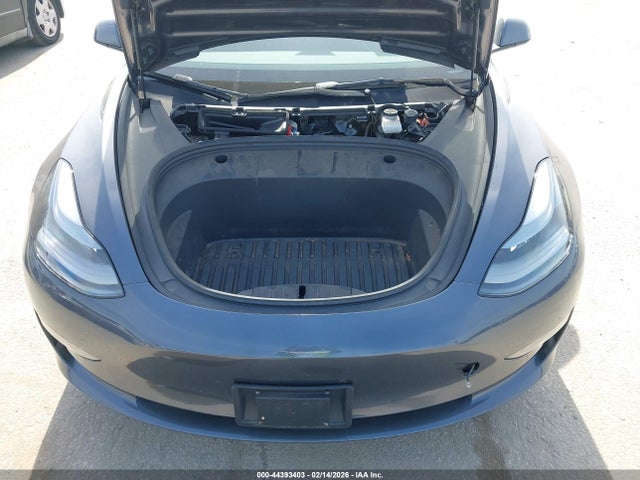 Продажа на аукционе авто 2023 Tesla Model 3 Rear-wheel Drive, vin: 5YJ3E1EAXPF674822, номер лота: 44393403