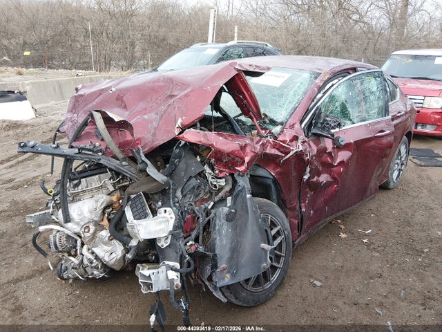 44393419 :رقم المزاد ، 1C3CCCCB6FN520707 vin ، 2015 Chrysler 200 C مزاد بيع
