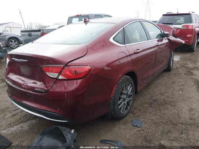 44393419 :رقم المزاد ، 1C3CCCCB6FN520707 vin ، 2015 Chrysler 200 C مزاد بيع