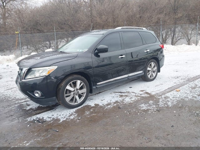 Nissan Pathfinder Platinum 2015 5N1AR2MM9FC615782 Image 2