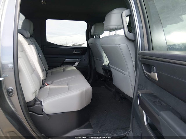 Toyota Tundra Sr5 2025 5TFLA5DB9SX304022 Image 8