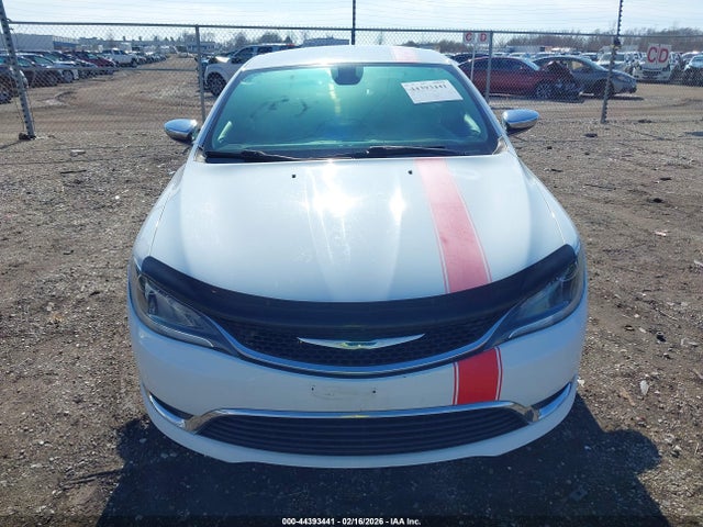 Продажа на аукционе авто 2016 Chrysler 200 Limited, vin: 1C3CCCAB9GN122623, номер лота: 44393441