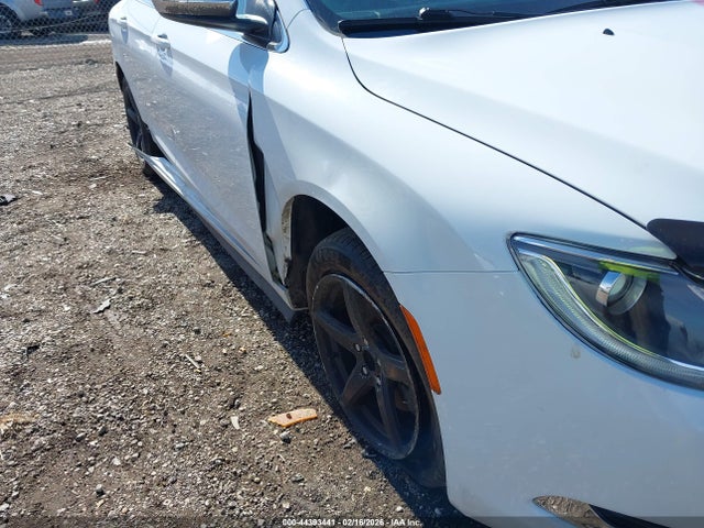 Продажа на аукционе авто 2016 Chrysler 200 Limited, vin: 1C3CCCAB9GN122623, номер лота: 44393441