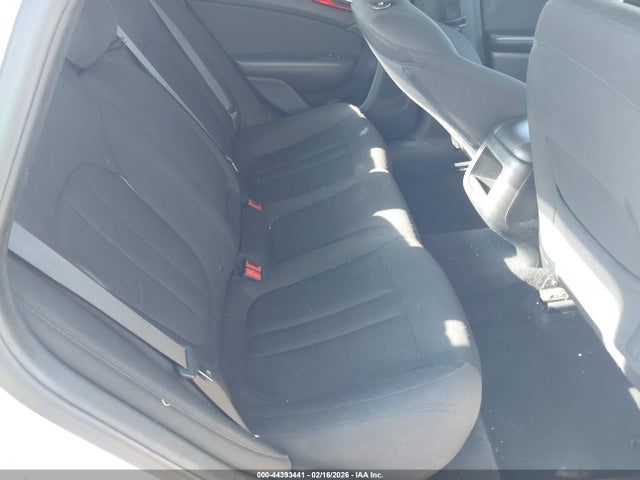 Продажа на аукционе авто 2016 Chrysler 200 Limited, vin: 1C3CCCAB9GN122623, номер лота: 44393441