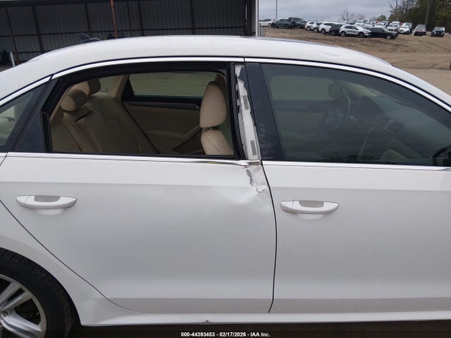 44393453 :رقم المزاد ، 1VWBN7A39EC098945 vin ، 2014 Volkswagen Passat 2.0l Tdi Se مزاد بيع