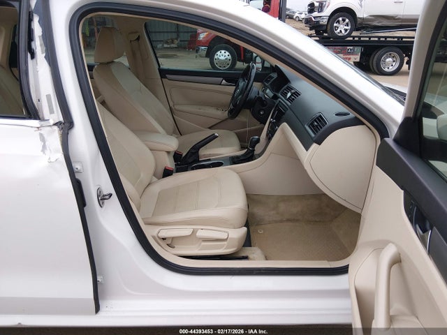 44393453 :رقم المزاد ، 1VWBN7A39EC098945 vin ، 2014 Volkswagen Passat 2.0l Tdi Se مزاد بيع