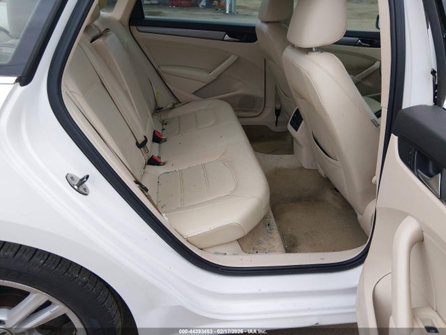 44393453 :رقم المزاد ، 1VWBN7A39EC098945 vin ، 2014 Volkswagen Passat 2.0l Tdi Se مزاد بيع