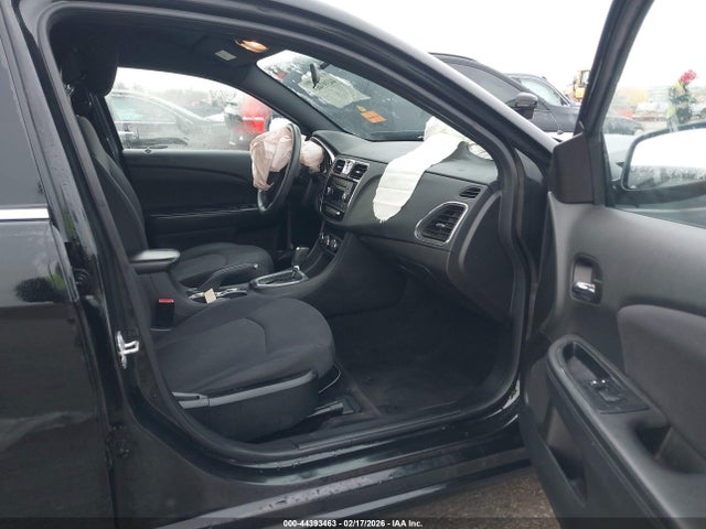 Aukcja sprzedaży 2014 Chrysler 200 Lx, vin: 1C3CCBAB1EN206538, numer aukcji: 44393463