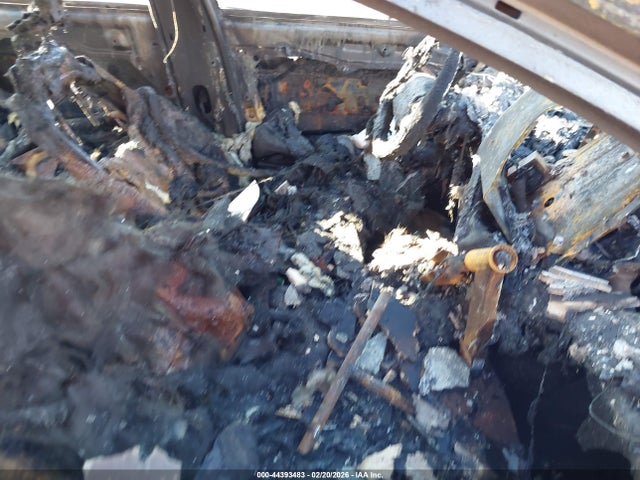 2023 KIA NIRO EV KNDCR3L13P5033189 Photo 4