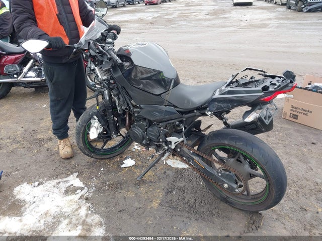 2023 KAWASAKI EX400 JKAEXKG16PDAM5861 Photo 2