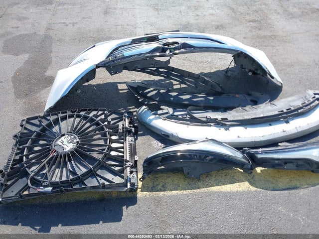 2022 Buick Enclave Awd Premium მანქანა იყიდება აუქციონზე, vin: 5GAEVBKW6NJ131716, აუქციონის ნომერი: 44393493