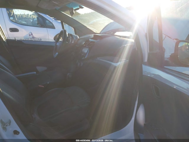 KL8CD6S99FC753252 Chevrolet Spark 1lt Cvt