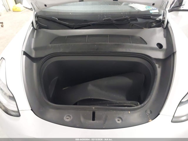 7SAYGDEE1NF357371 Tesla Model Y Long Range Dual Motor All-wheel Drive