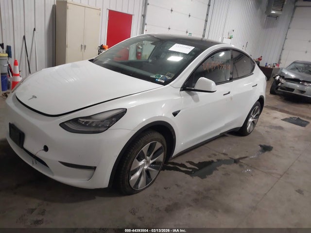 7SAYGDEE1NF357371 Tesla Model Y Long Range Dual Motor All-wheel Drive