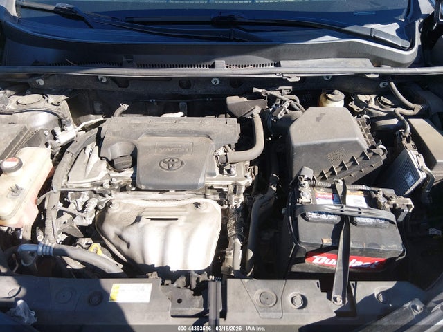 JTMZFREV4GJ076436 Toyota RAV4 LE