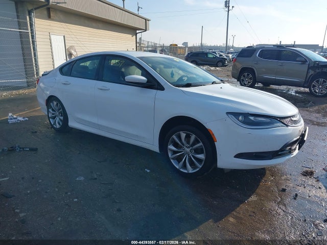 2016 CHRYSLER 200 1C3CCCBB2GN174349