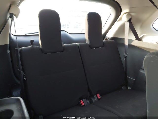 JA4AD2A38GZ050576 Mitsubishi Outlander Es