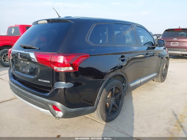 2016 MITSUBISHI OUTLANDER JA4AD2A38GZ050576 Photo 3