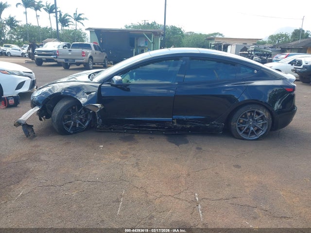 Tesla Model 3 Rear-wheel Drive 2022 5YJ3E1EA2NF125824 Image 13