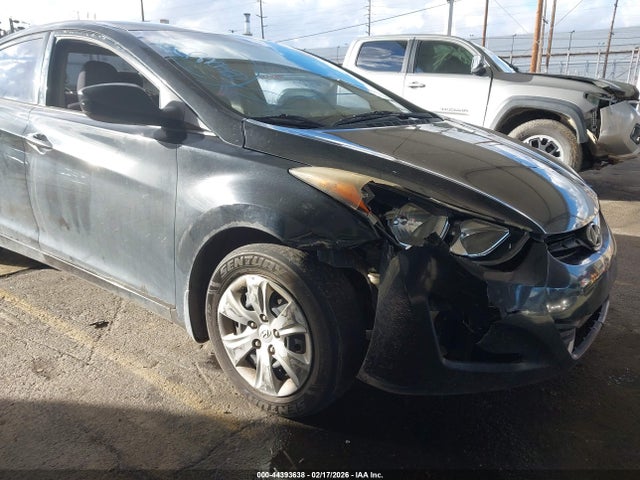 5NPDH4AE0GH724781 Hyundai ELANTRA SE
