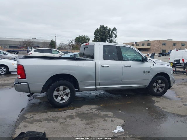 1C6RR6GG4GS227362 RAM 1500 Slt