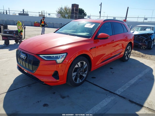 2022 AUDI E-TRON WA1AAAGE9NB013621 Photo 1