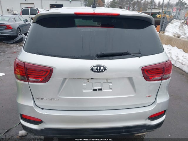 44393693 :رقم المزاد ، 5XYPGDA30KG565386 vin ، 2019 Kia Sorento 2.4l Lx مزاد بيع