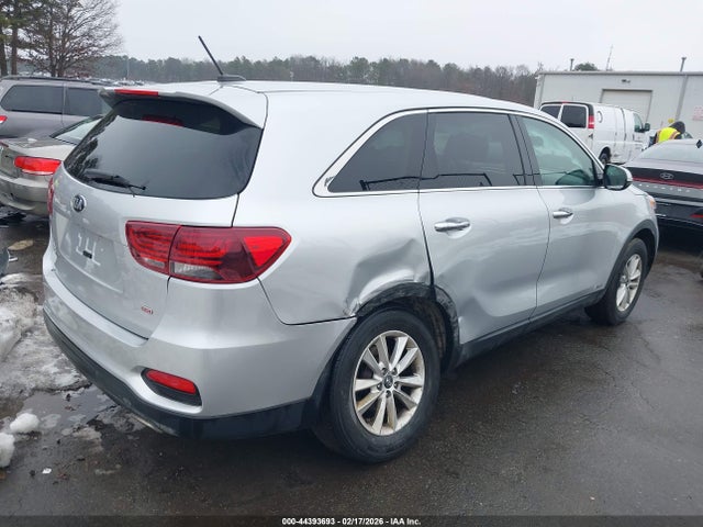 44393693 :رقم المزاد ، 5XYPGDA30KG565386 vin ، 2019 Kia Sorento 2.4l Lx مزاد بيع