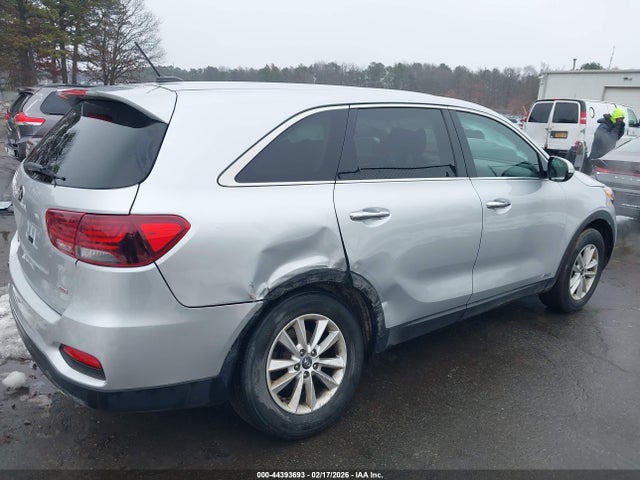 44393693 :رقم المزاد ، 5XYPGDA30KG565386 vin ، 2019 Kia Sorento 2.4l Lx مزاد بيع
