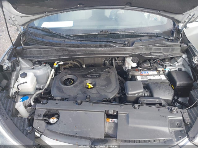 KM8JT3AF2FU102445 Hyundai TUCSON GLS