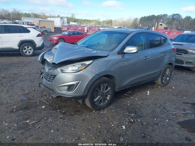 KM8JT3AF2FU102445 Hyundai TUCSON GLS