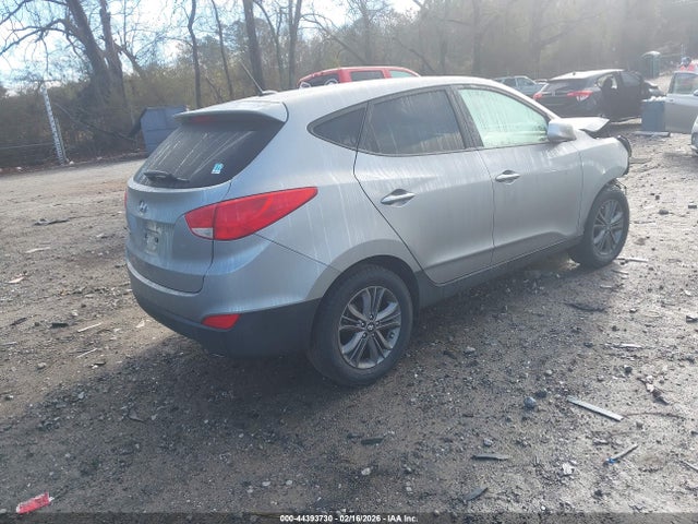 KM8JT3AF2FU102445 Hyundai TUCSON GLS